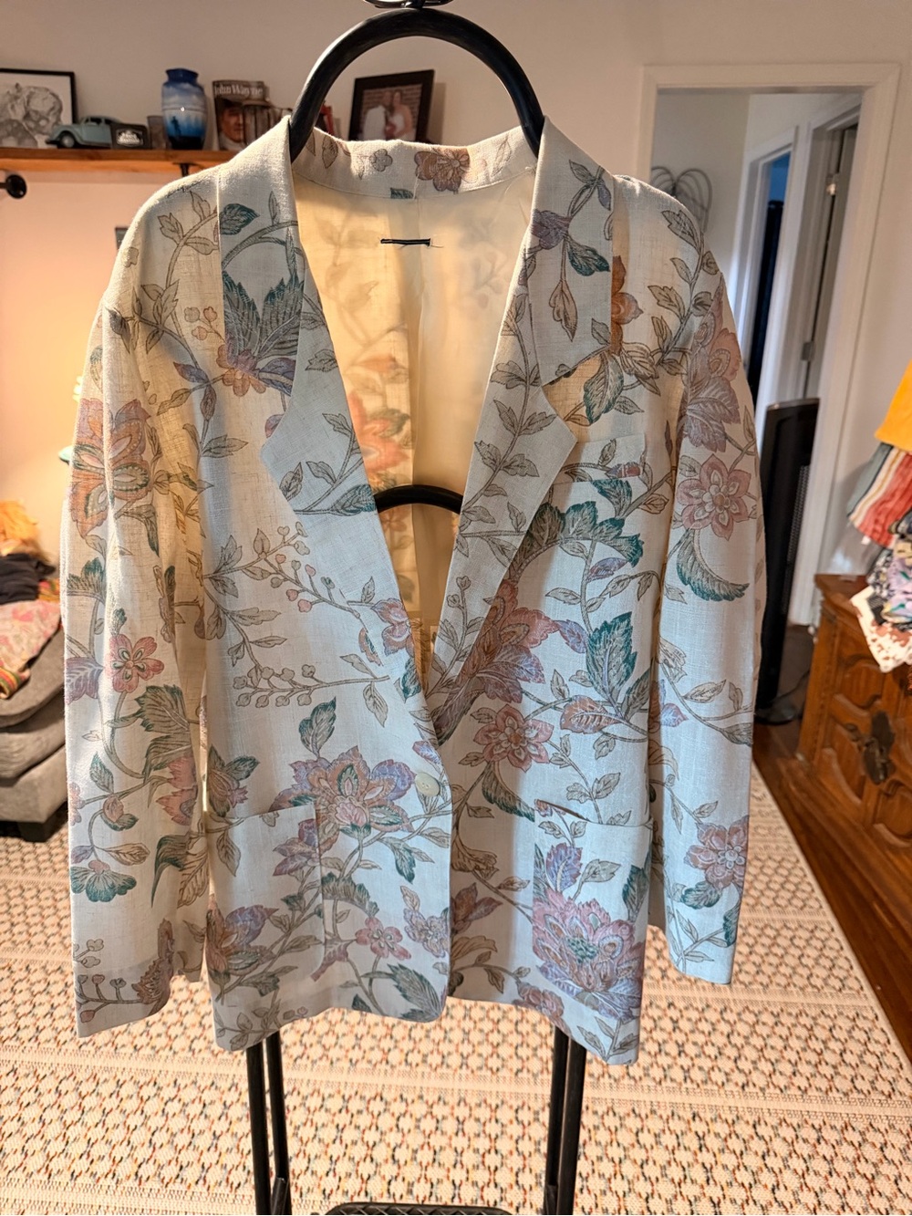 Source Unknown Cream Floral Blazer with Pastel Accents